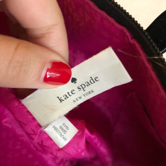 Cream/Black striped Kate Spade purse! - Picture 7 of 8